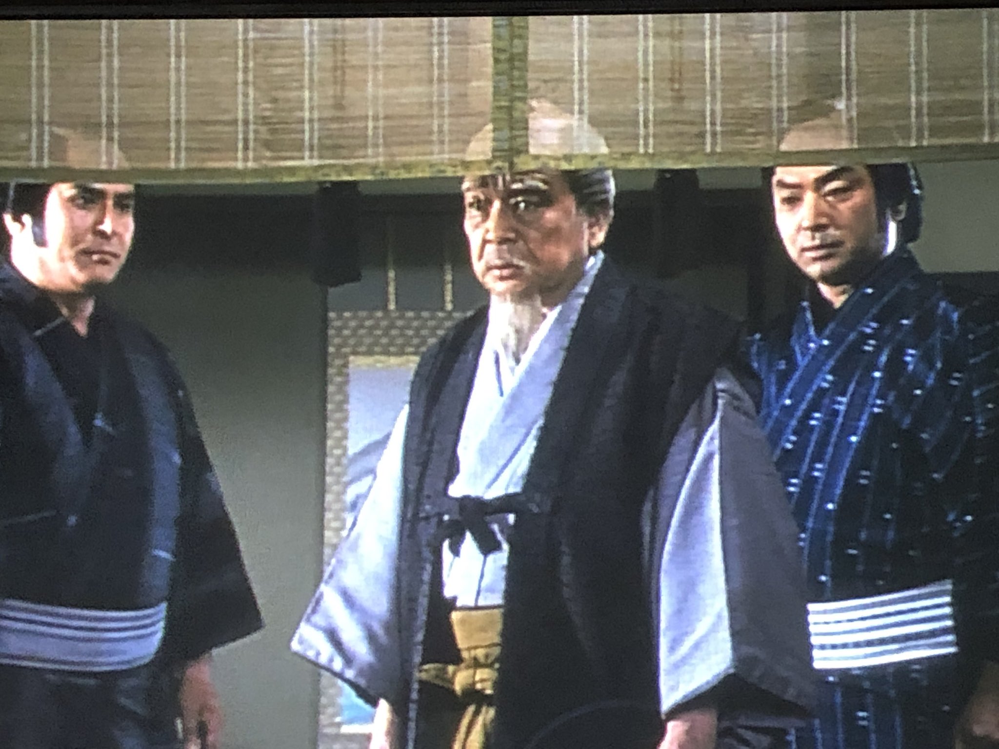 風車 水戸黄門第21部14話 瞼の父は偽黄門 宇和島 3代目黄門さま 佐野浅夫が偽黄門役でテスト出演 本物の黄門 さまは助格と喧嘩別れ そのため 悪退治 旅立ちの時も声をかけない始末 逆に 偽物の黄門さまとは仲が良かったようですが