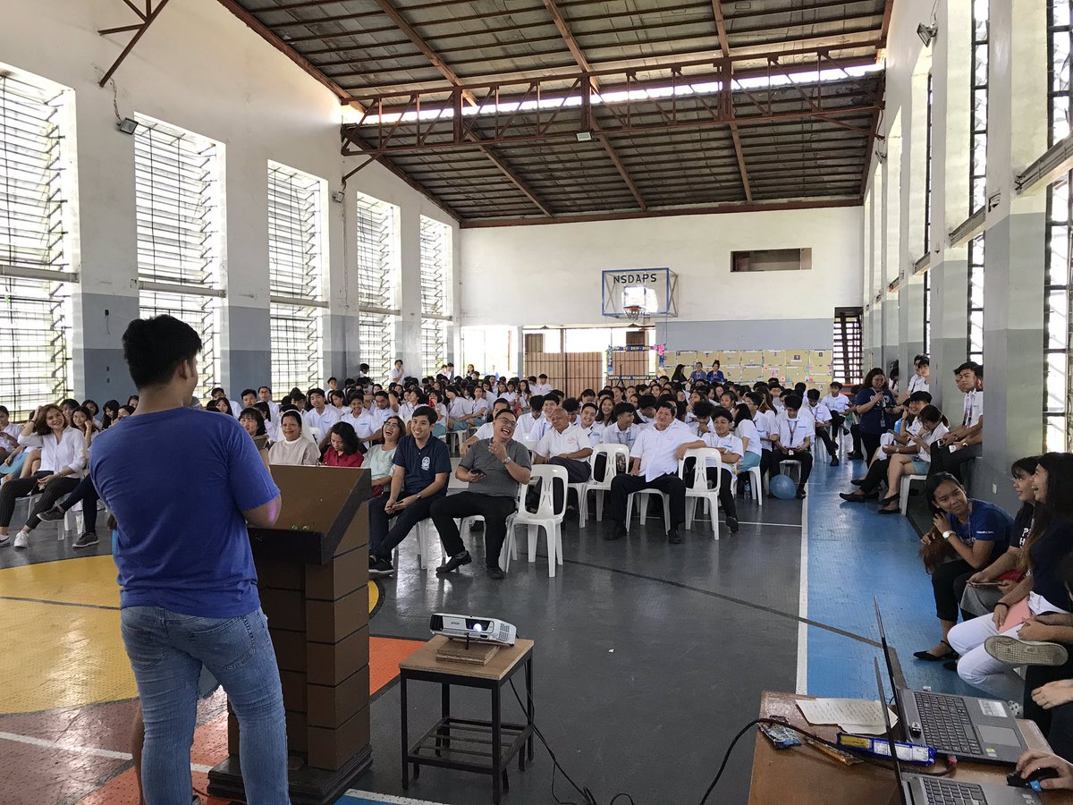 ASGSeniorHigh's tweet photo. HAPPENING NOW: Teachers’ Day Celebration at NSDAPS Annex ❤️🎉 https://t.co/NmSw0wFKbu