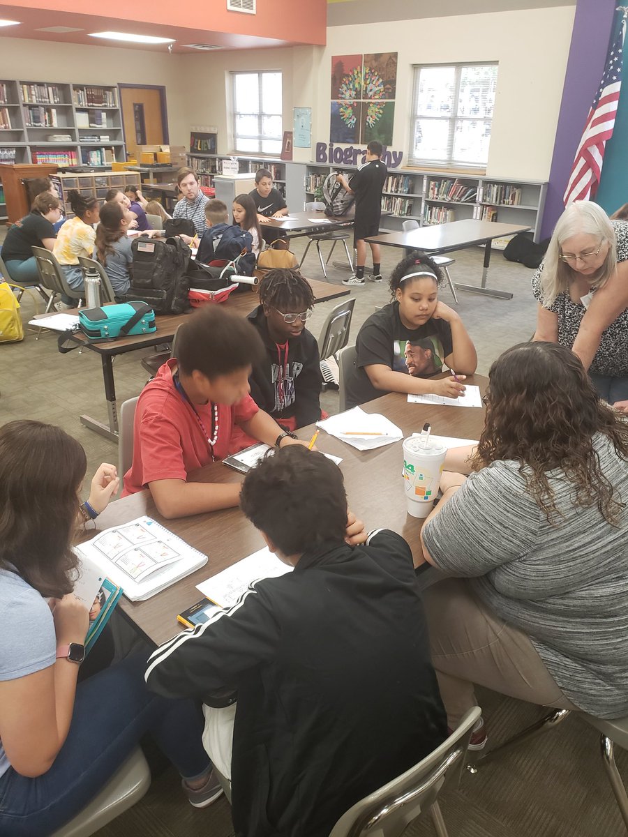 duvall58's tweet photo. Great seeing so many students going above and beyond in morning tutorials!
@SMCISD_TLA 
@SMCISD_AVID 
@SMCISD_DMMSAVID 
@GearUp_MillerMS https://t.co/dYdSwrVI0t