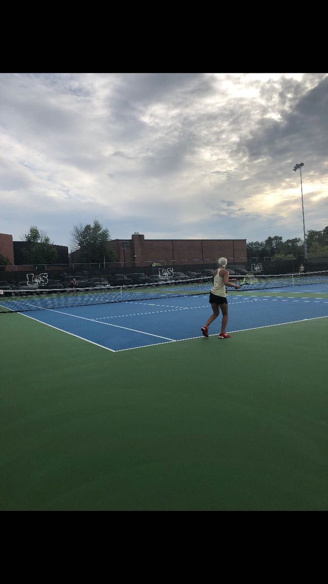SportsTbtv8's tweet photo. #1 seed Mya Patten wins convincingly 8-3 https://t.co/ohWOvNWQGk