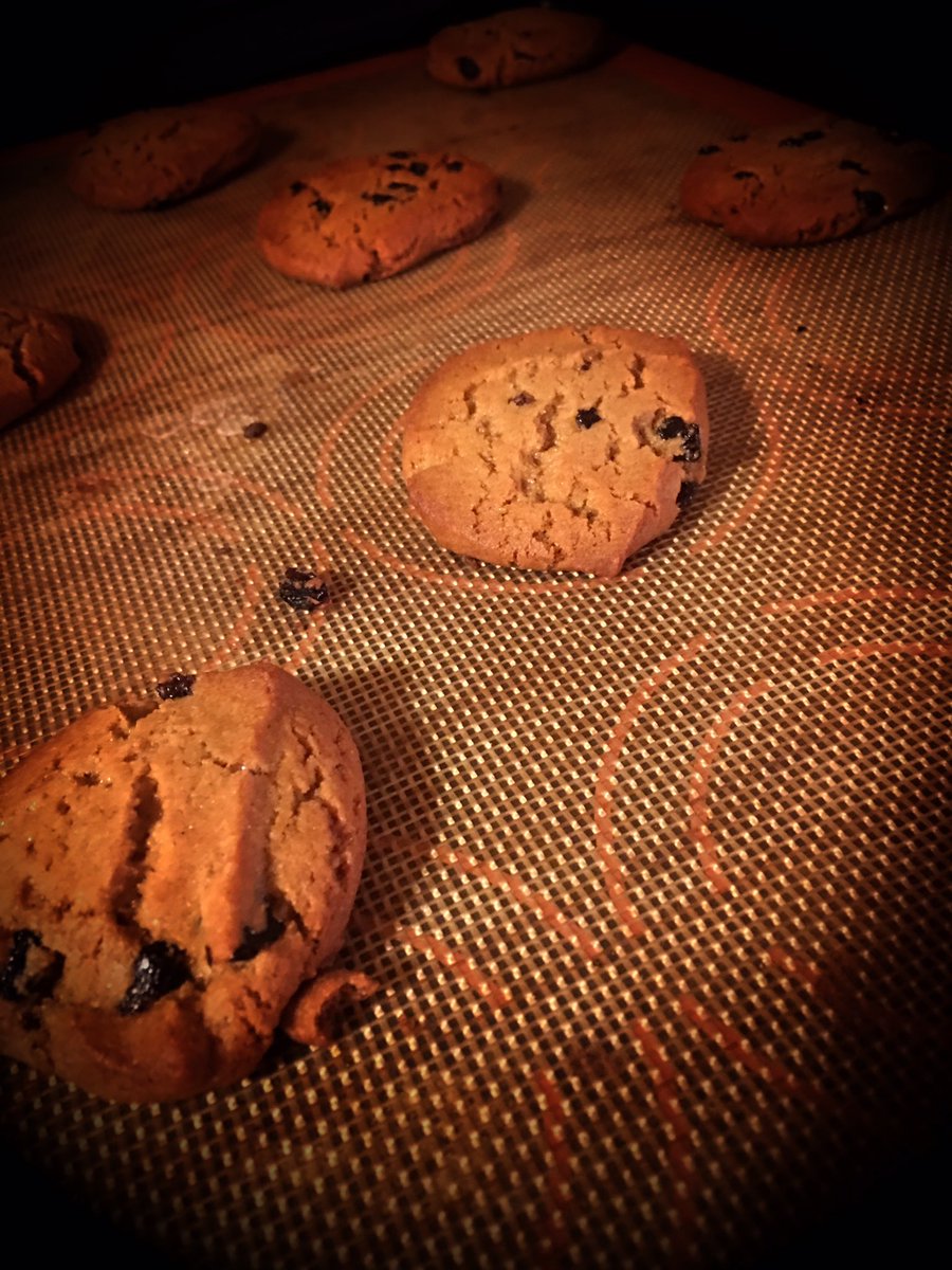 Aschoonerinn's tweet photo. Our fun lovinβ β guest may have been coddinβ this Innkeeper about a batch of cookies for bkfst
But guess what he s getting in the morning ? Cookies!!
Don t suppose. he ll notice
there s a couple missing ! LOL
#FunGuests
#CookueLover
#SmallTownAlberta
#ExploreNL https://t.co/3mPHGYMJaf