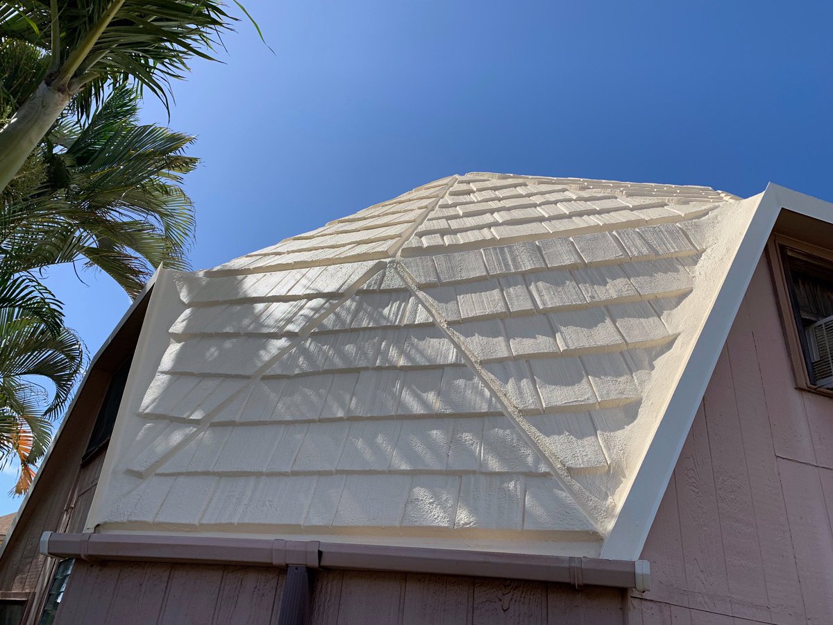SurfaceShield's tweet photo. Not your average, cookie-cutter roof? We’ve got it covered. 
Featuring: sprayable acrylic in white. 
#everythingunderthesun #ewabeach https://t.co/O2nb1R9tG6