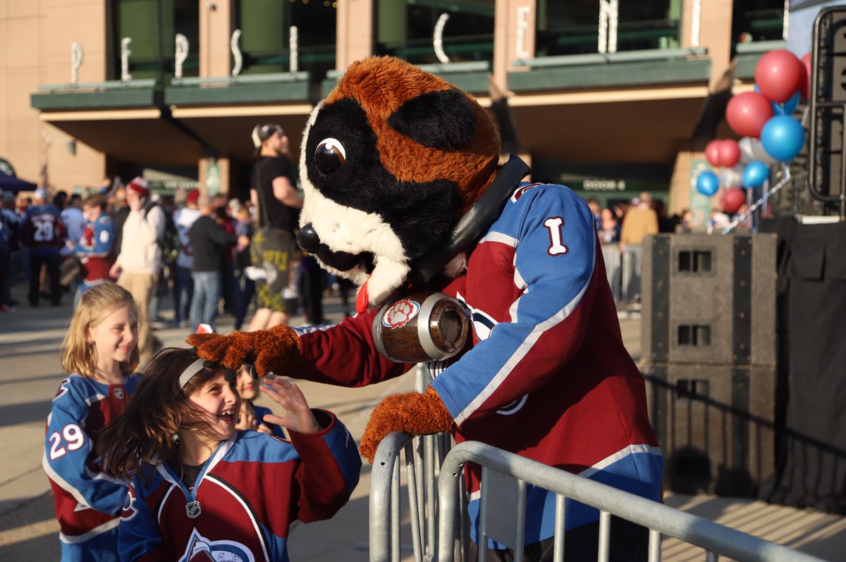 Colorado Avalanche tweet media
