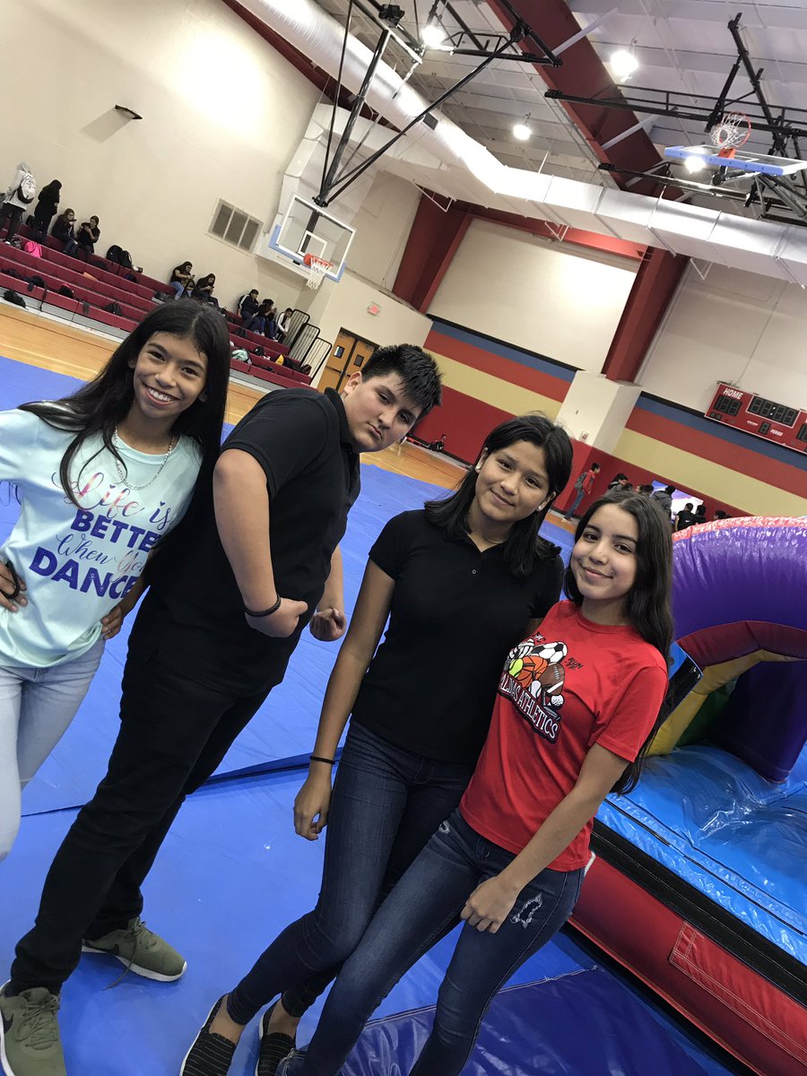 technovate67's tweet image. Woo! Our students had a blast at our 1st Six Weeks Good Life Celebration 🎉 JD Salinas M.S is the place to be! Thank you @n15ortiz and everyone who was involved in the planning &amp;amp; preparation of this fun event! #WEAREJD @WEAREJD