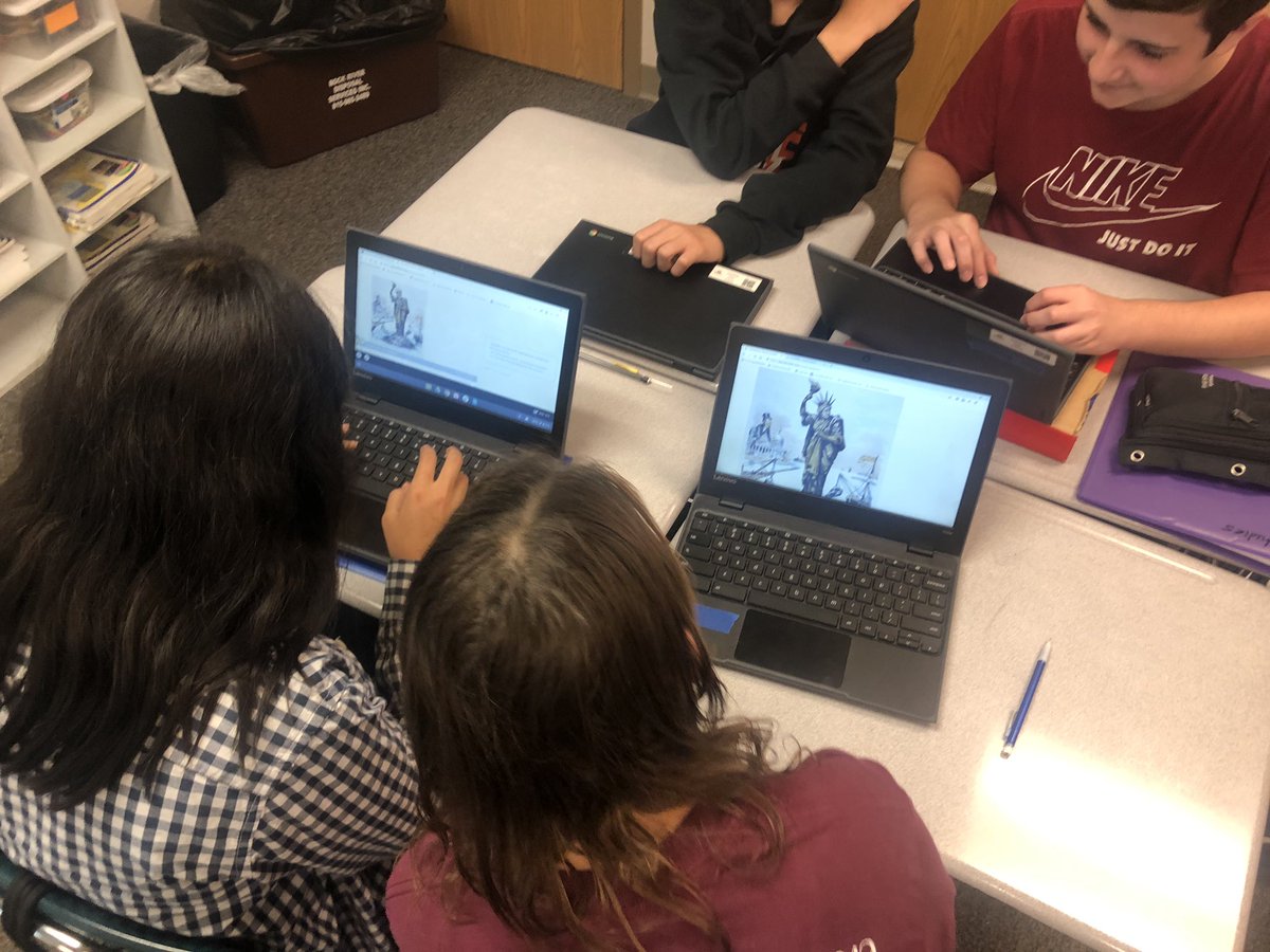 Analyzing Political Cartoons today using @PearDeck. Students worked with partners to explain their understanding of the messages from the cartoons. #higherlevelthinking #partnerwork