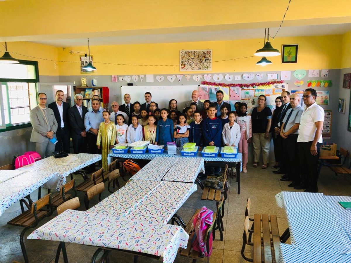 Bayla_Khalid's tweet photo. Nous étions très heureux et honorés à école Sidi Abdelkrim DP Settat @Arefcasasettat , de la visite de Mme @ilhamlaaziz directrice Genie, Mr Milloux et Mme Diouri @IFMaroc @AmbaFranceMaroc lors de la cérémonie de remise de prix médiascol 2019.
@taalimtice @MarocEducation https://t.co/PHXqrdpVdY
