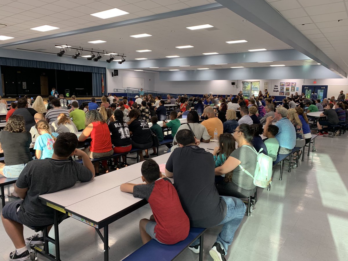 DeltonaElemAP's tweet photo. Title I Parent Night was a huge success with a great turn out! Thank you to parents and staff for another successful event. #SOARWHMS https://t.co/7YuEhgK50z