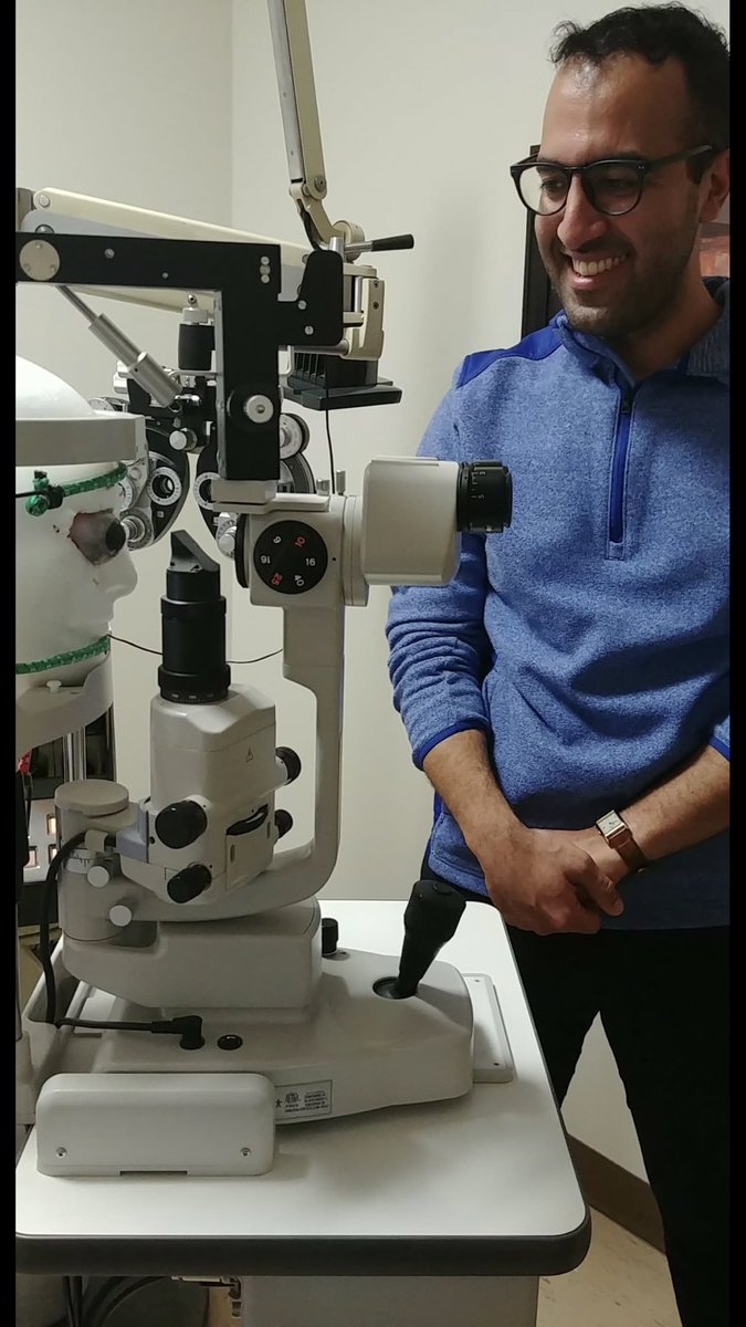 UManitoba_Emerg's tweet photo. R1s learning advanced slit lamp and foreign body removal. Special thanks to @VillageOptical @WinnipegEyeCare  for hosting https://t.co/ZvMIiO6Oi8
