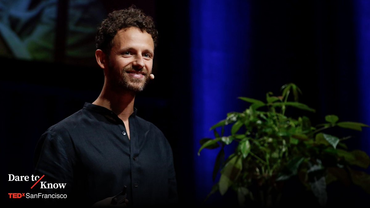 3/3 <a href="/HyperSurfaces/">HyperSurfaces</a> #AI software uses common vibration sensors to interpret the vibrational patterns detected on physical objects in real-time and converts them into digital commands.

#TEDxSanFrancisco #DareToKnow @BrunoZamborlin