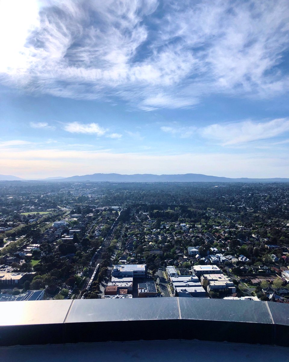SynergyAccessAU's tweet photo. These awesome views of #MountDandenong brought to you by the rooftop of the #SkyOne apartments in #BoxHill 🙌🏻 #skyoneboxhill #skyoneapartments #workingatheights #heightsafety #safeaccess #accessplatform #roofwalkway #xsplatforms #hickorygroup #melbourne #construction #siteviews https://t.co/VfTVCypZyB