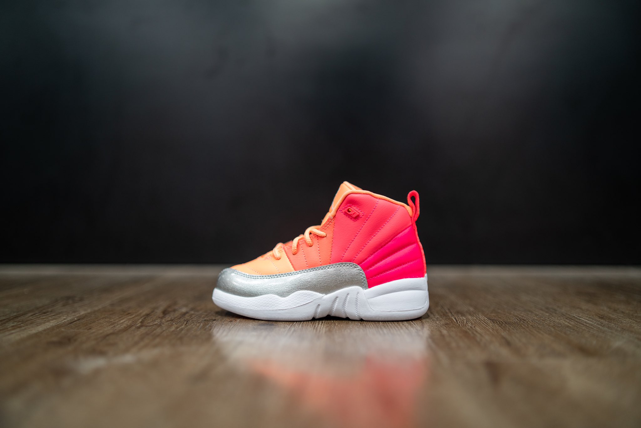 Jordan 12 shop october 4