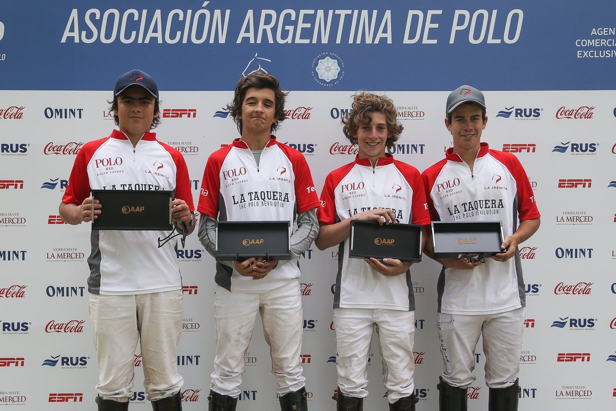 clickpolo tweet media