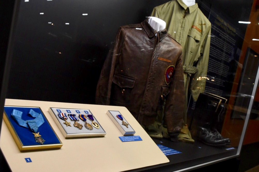 Touring <a href="/AFmuseum/">National Museum USAF</a>.