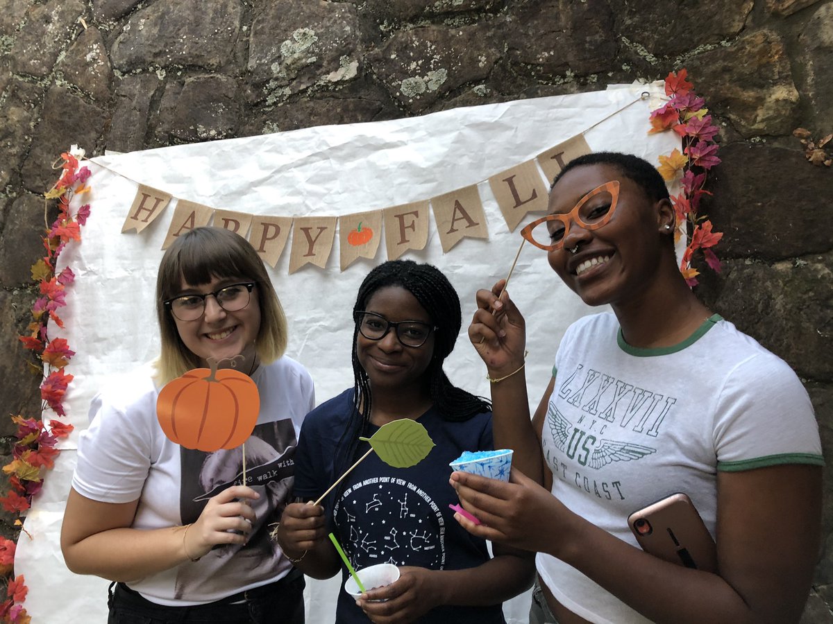 HallUtk's tweet photo. Reese-tival Recap🎃🍧🍂 https://t.co/687SIzEuta