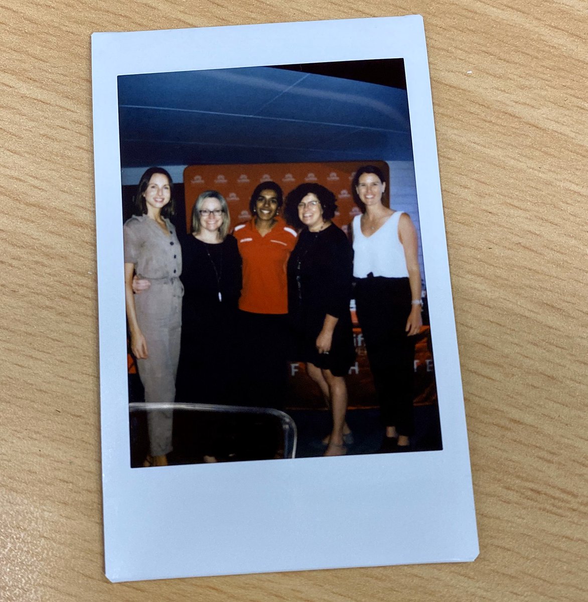 KateBennett___'s tweet image. What a wonderful opportunity to celebrate our team of student leaders at @GriffithMates End of Trimester Celebrations this week. A bittersweet farewell to some treasured graduates ❤️ @STodd_Griffith @heidipiper @Kellygmates @Griffith_Intl #GELES #studentexperience #IntlEd