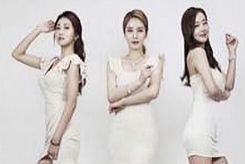 fsharp11's tweet image. 태풍 ‘미탁’ 여파로 이틀간 일부 휴장에 들어갔던 
진주남강유등축제가 
오늘(4일)부터 정상 재개장 합니다.

#진주남강유등축제 #남가람어울림마당 #망경동특설무대 #공연 #소프라노김정아 #여성3인조 #트롯걸 #축제 #가을축제 #축제공연 #유등축제 #가을공연 #서울퓨전뮤직 #진주축제 #진주공연