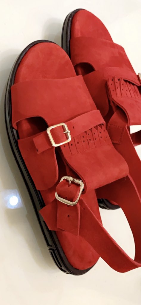 YKFRESH's tweet photo. Freshshoesng https://t.co/gaA7VeGCUY