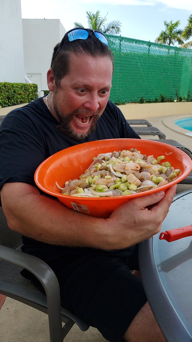 karimgarcia95's tweet image. Seguimos en dieta