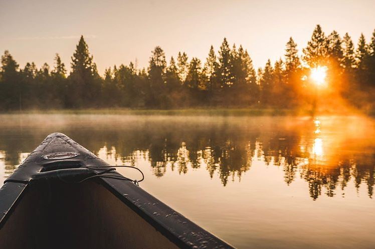 SunriverResort's tweet photo. We're floating right through this beautiful fall weather. ✨🍂
📷: crocpixels (Instagram)
#SunriverStateofMind #fall #SunriverOregon https://t.co/LTJkpNaET6