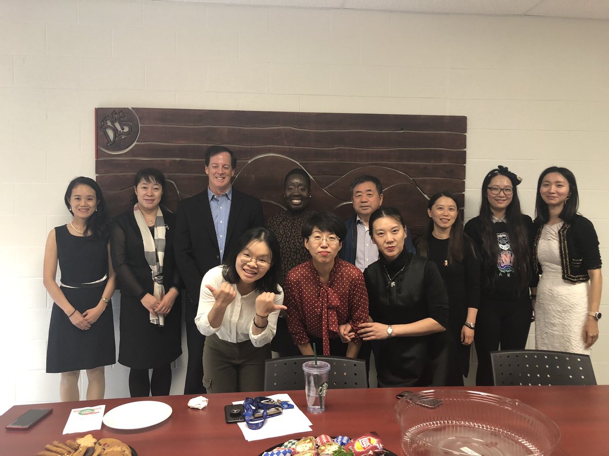 We had a great visit from <a href="/OISEUofT/">OISEUofT</a> Prof. D. McDougall and visiting educators from China.   So interesting to hear about leadership experiences from our international colleagues. <a href="/traceylaithom/">Tracey Lai Thom</a> via ^ST