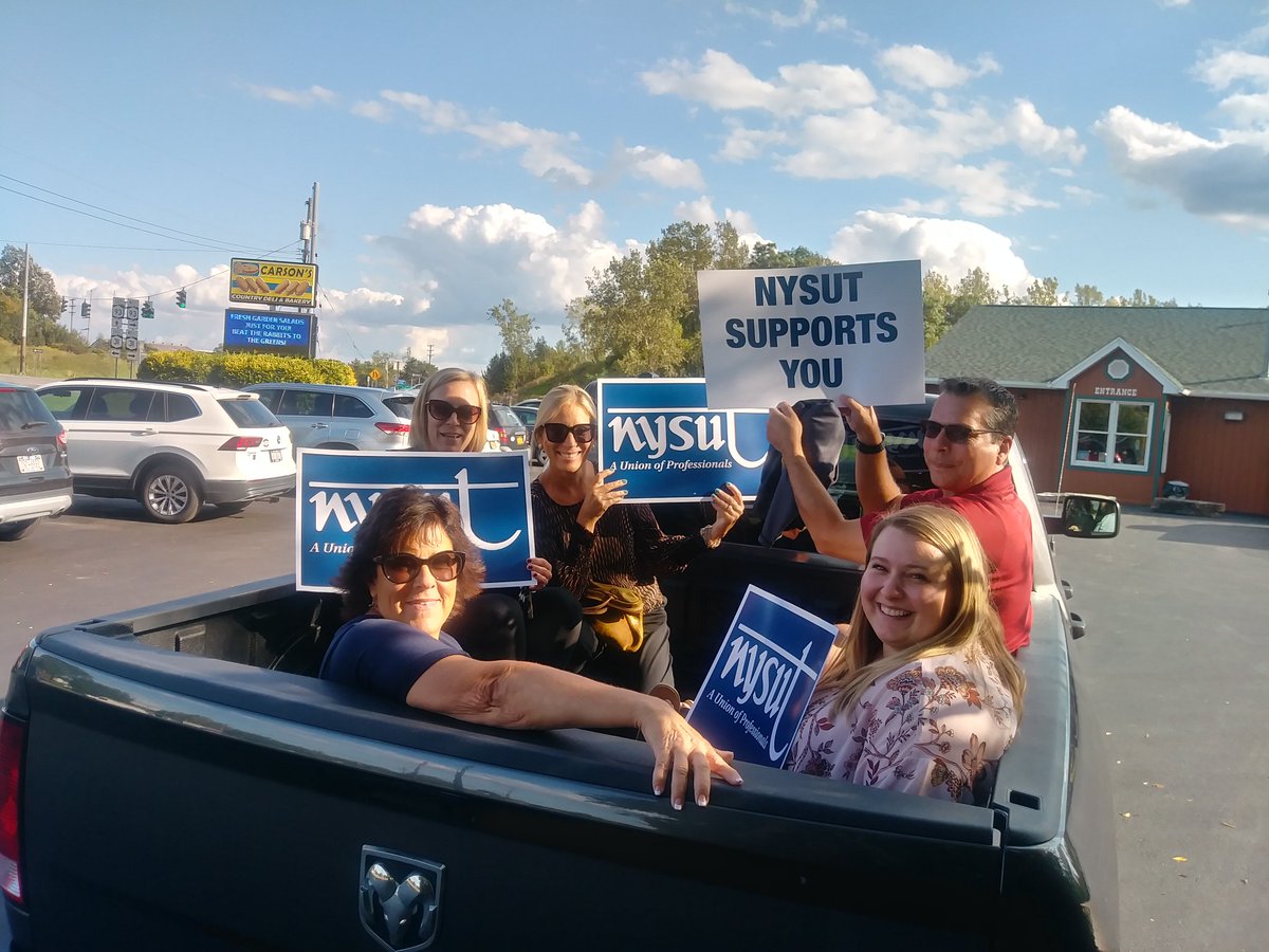 STA_Union's tweet image. Starpoint Teachers support @UAW . Hoping for an end to the strike.  Your fight is our fight.  We got your back! @nysut @NYSUTWNY #UnionStrong