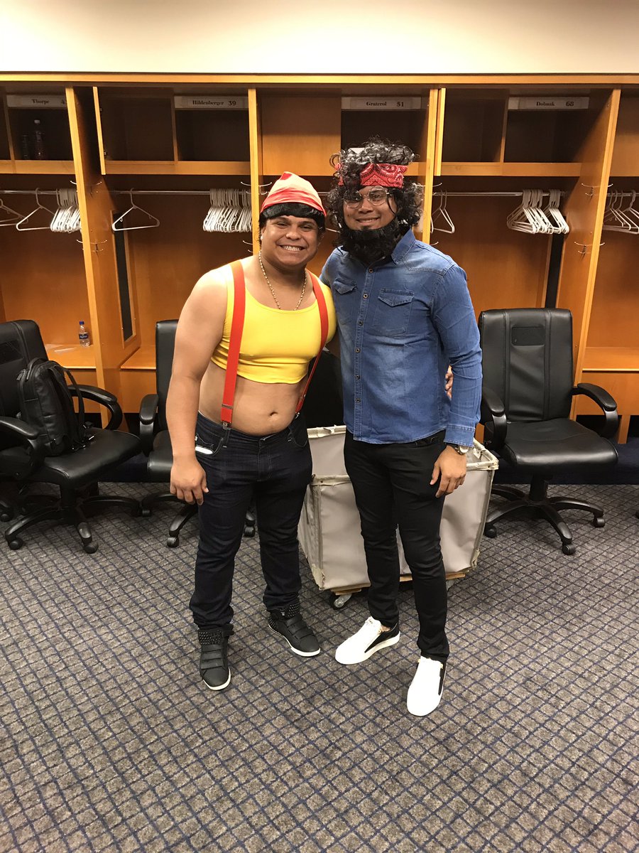 kgib44's tweet photo. Cheech and Chong
Aka Astudillo and Arraez https://t.co/yYkTQ2yA2W