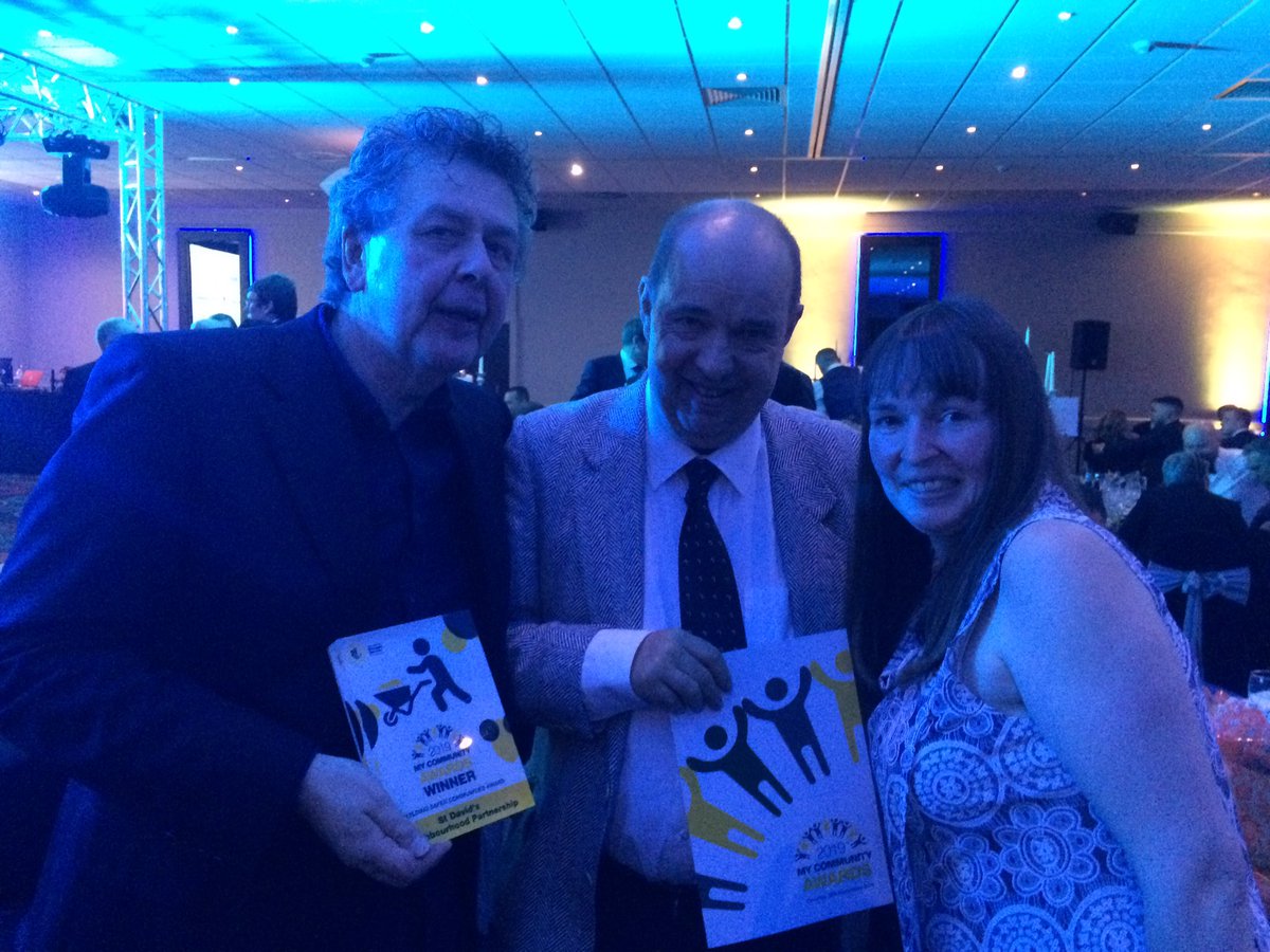 timwotto's tweet photo. Double award winners #mca2019 @TPMgdServices @WeAreLiveWest https://t.co/DeFMTViwtu