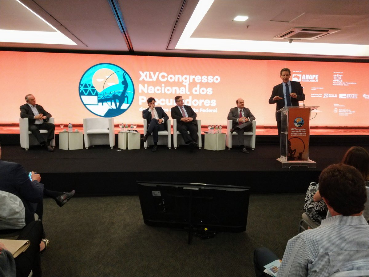procuradores's tweet photo. O presidente do STJ, ministro JOAO Otávio de Noronha, participa do painel de encerramento do XLV CNPEDF #anape #apece #procuradores #procuradoresdosestados #direito #tecnologia #advocaciapública https://t.co/st9beCDfUj