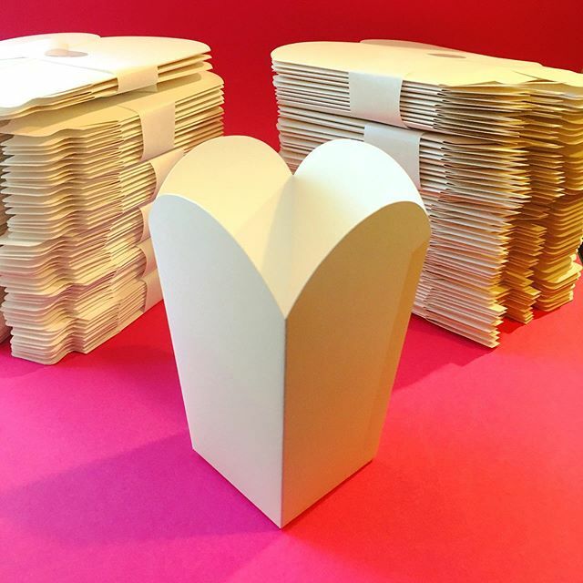 weijcke's tweet image. #sweetwedding #whiteboxes #orderpackaging #weijcke instagram.com/p/B24ri2RgkeV/