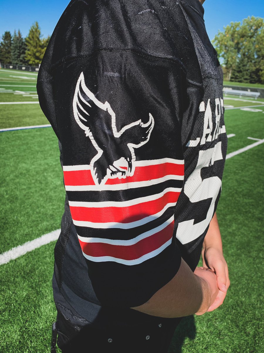 CURavens's tweet photo. CONTEST ALERT 🚨 We will be giving out FOUR authentic 90’s Ravens Football jerseys tomorrow! #Vintage

TO ENTER: Retweet this with comment &amp; tag ONE other friend. Both must be following @CURavens. Two pairs of pals will be randomly selected tomorrow at 5pm - Good luck Ravens! https://t.co/VTQjycwdYi