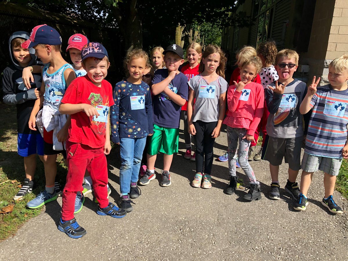 MahaffyStars's tweet photo. Proud of these kids! 💕Thank you families for your support! Terry’s marathon will never end! #stilltimetogive #38years #cancerresearch #hero #BeTheChange @TerryFoxCanada @3wlittlefalls @MrsEmburysClass @LittleFallsPS https://t.co/Ukipf6dMJA