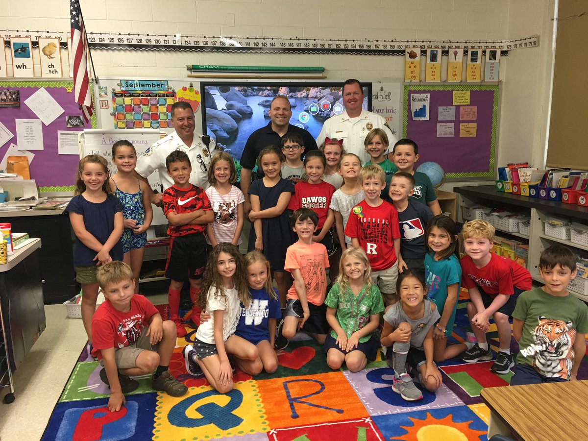 HaddonfieldPol1's tweet photo. Chief Cutler, Lt. Camiscioli &amp; Lt. Holloway had the honor today to speak to Mrs. Adams and Ms. Hsieh’s classes today at the Central Elementry School.  The Department was invited to speak and receive handmade “thank you” cards from the children for keeping the community safe!!!! https://t.co/oW7JDiiiZr