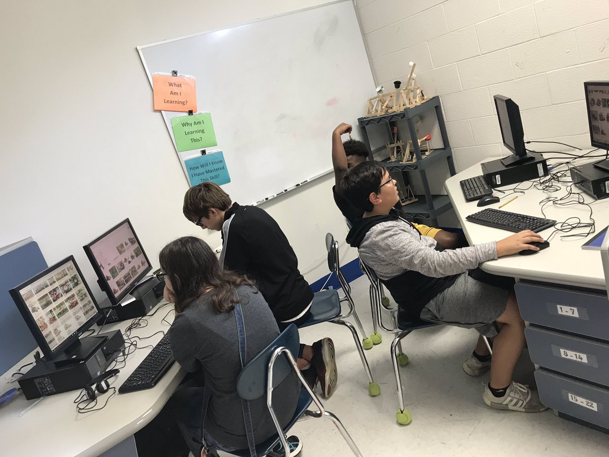 bms_robotics's tweet photo. Blackman robotics team testing and coming up with ideas! #heatinup https://t.co/OMgCkWA3rG