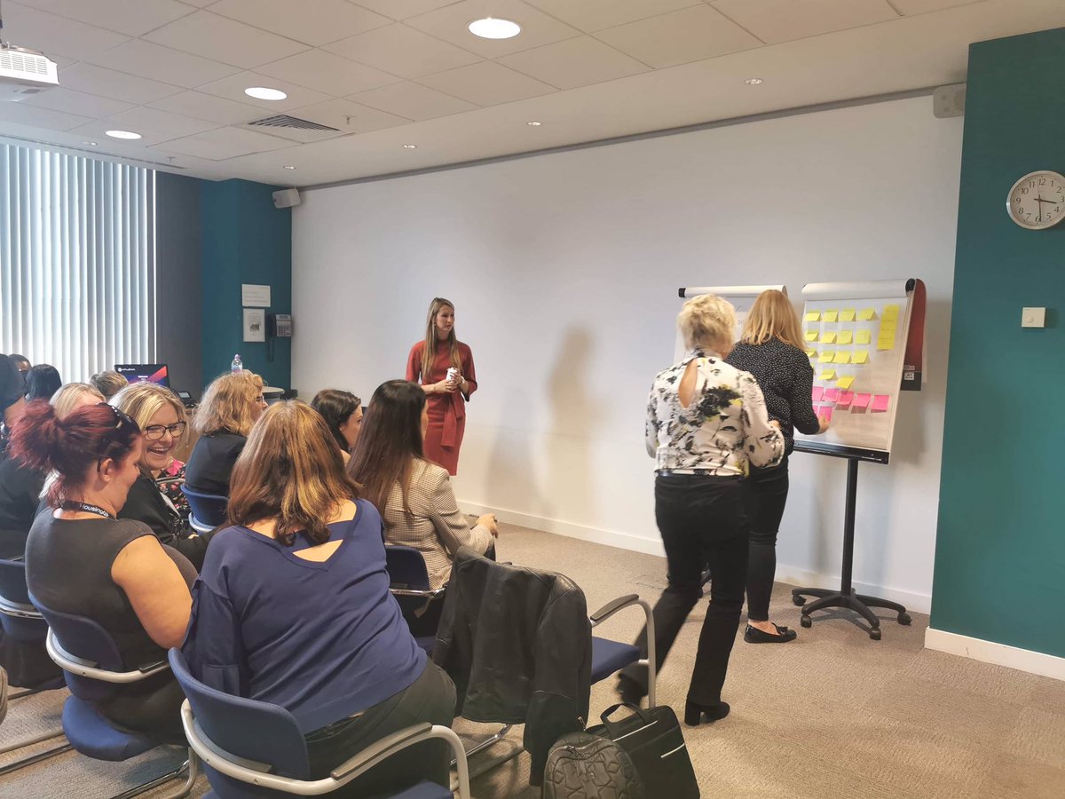HayleyGillard1's tweet photo. Today I gave a talk on How To Be Confident for @WISHMidlands in Birmingham. I LOVED IT! What a brilliant, ambitious, connected group of women. Thank you so much for letting me come &amp; teach you #confidence tricks and talk to you about the #neuroscience of confidence.

 #leadership https://t.co/BhdFFPZey3