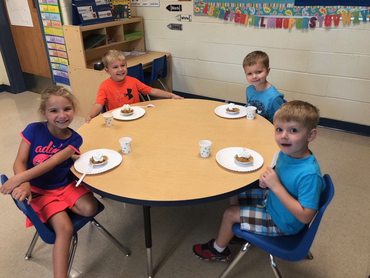 DunlapsKnights's tweet photo. To wrap up our apple unit, we read Apple Pie Tree and then followed a recipe to make our very own apple pies ! 🥧 🍎 😋 https://t.co/lqnEbcuw9T