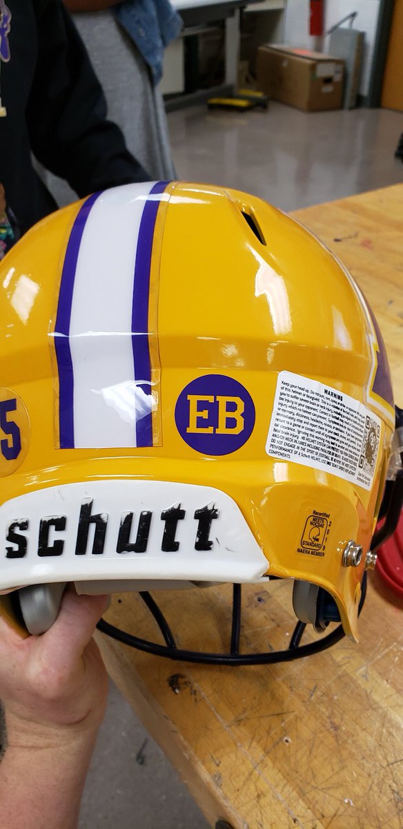 ElktonFootball's tweet photo. The Elkton Family comes through for each other when times are tough...
Big shout out to Robbie Smeltzer and AJ Ford for making this happen! 

#goldbloodEd #WeAreElkton https://t.co/su1vccOyVD