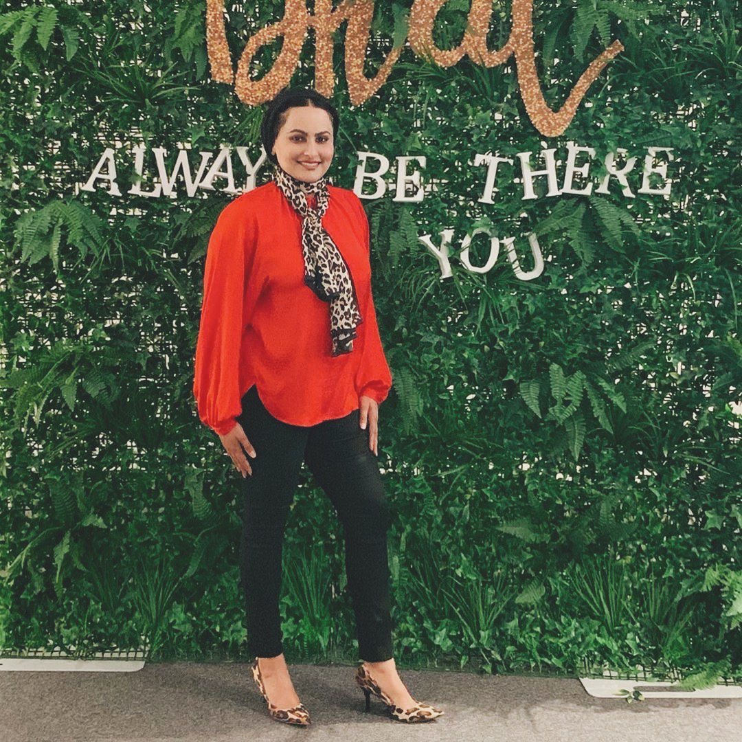 DiamantineUK's tweet photo. Animal print 😍🔥 @yazzirehman looking so powerful with our Leopard printed Scarf ✨ #diamantineuk https://t.co/d0Uo96ZdHr