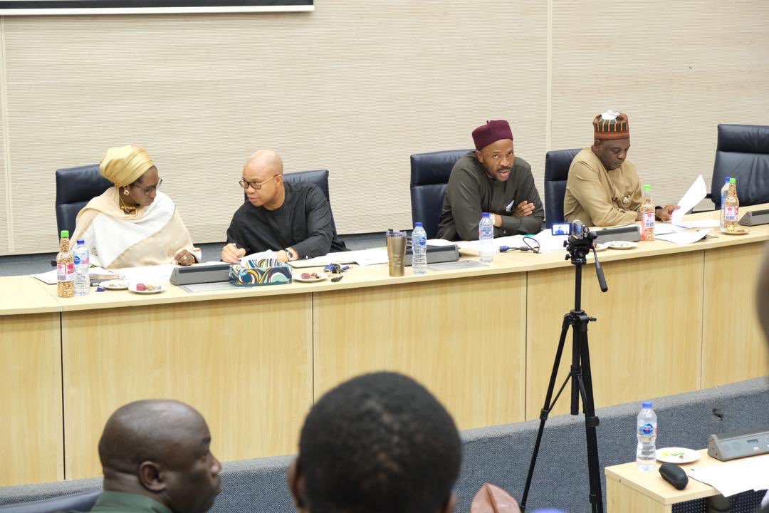 FinMinNigeria's tweet photo. 5th Bilateral meeting - Minister of State for Education, Hon. Chukwu Emeka Nwajiuba
#finminnigeria #2020budget https://t.co/6QNUheCUME