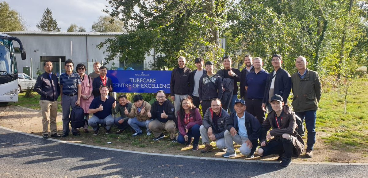 BernhardCompany's tweet image. A fantastic educational day shared with our Asian and Australian distributors. Thank you @royalnorwichgolf for your hospitality! #education #turfhealthsolutions #sharpeningsolutions #lightingsolutions #greenkeeping