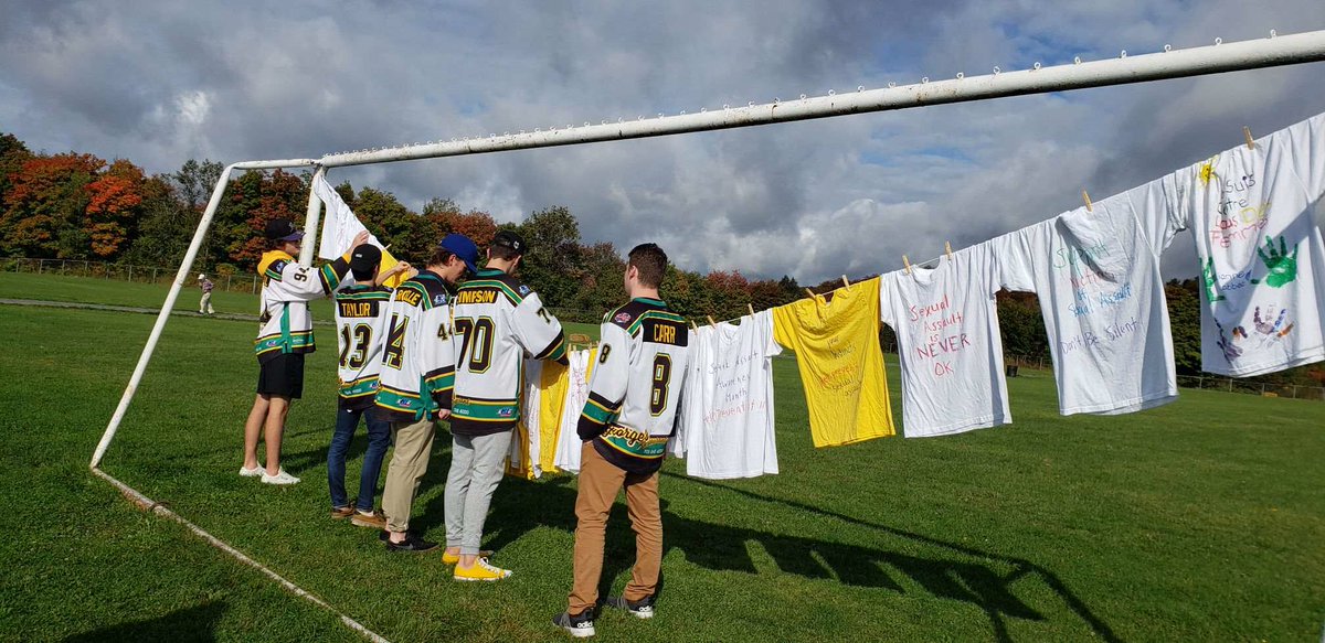 MaplegateHouse's tweet image. Massive thank you to our hometown team the @ELWildcats for helping out and showing their support for @TBTNFoundation at ELSS today! Good luck tomorrow in your first home game of the season! #tbtn #CommunityEngagement 😊