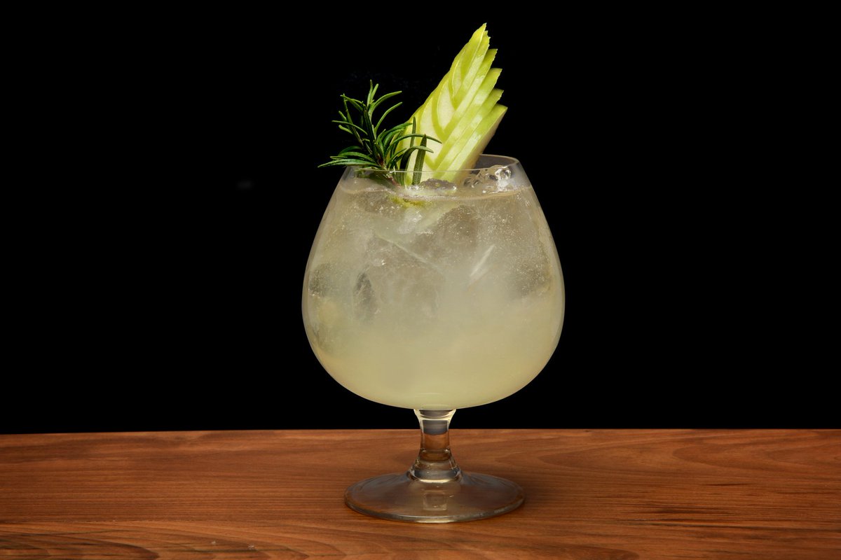 Martin1Marton's tweet photo. #latingeisha by #marton  @ginebrallave 👈 #Gin #Ginebra #Argentina @Specmonkey https://t.co/37fH6h6y4V