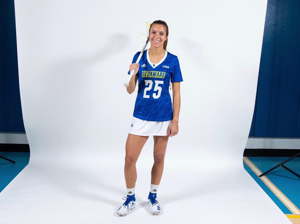PhillyBlastLAX's tweet photo. Our very first Blast college commit Julia Dambly is beginning her SENIOR YEAR with @DelawareWLax 💙💛 Heres her original commitment picture! #timeflies #tbt #blast2016 #blastalums #backtoschoolseptember https://t.co/8YNj2AGA8G
