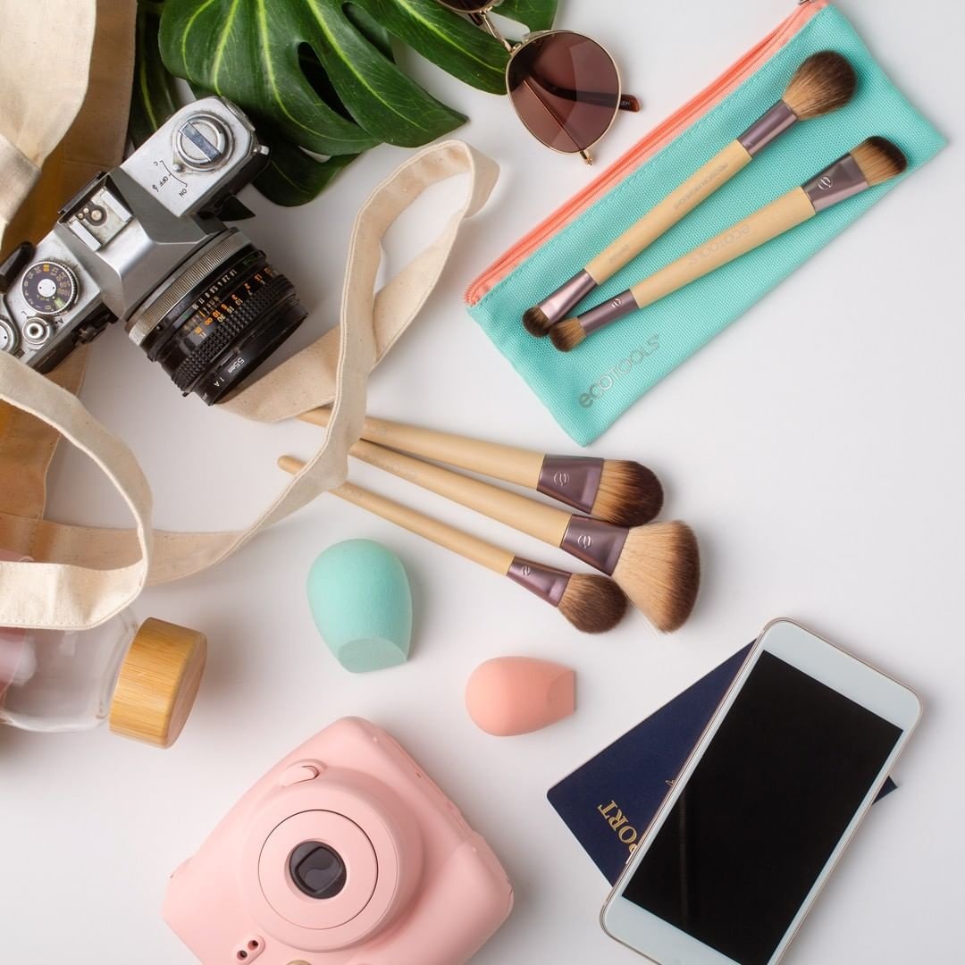 Brush up on your eco-friendly makeup. Discover the vegan make up brushes and more from <a href="/ecotools/">EcoTools</a> on HQhair - bit.ly/2LdQuXF