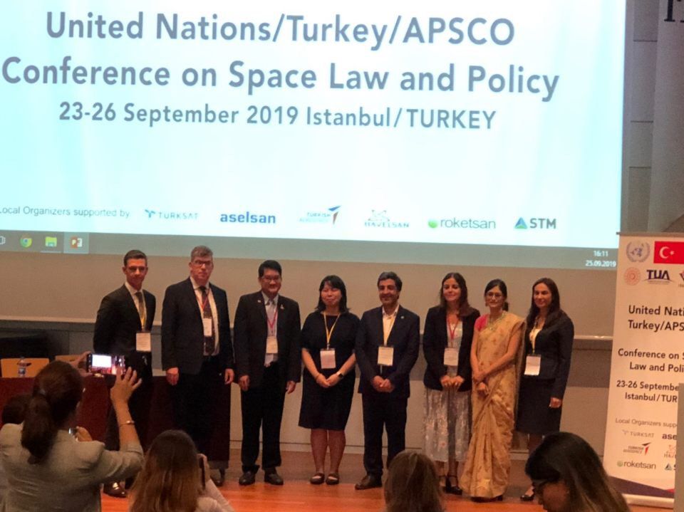 Mudd_Law's tweet photo. Yesterday, Charles spoke at the UN Second Conference on Space Law and Policy on capacity building and, in particular, means by which the young Space Generation can participate in the development of space law and policy.
#spacelaw #spacepolicy #thefutureofspace https://t.co/xyrE866GeM