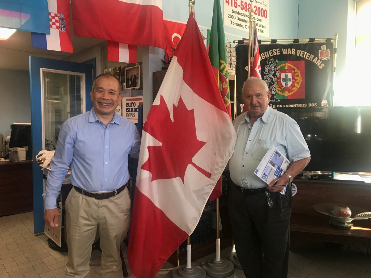 AdamPhamforMP's tweet photo. Small businesses are the backbone of our community

Unlike Justin Trudeau, my focus is on decreasing taxes- not raising them.

On October 21st, we'll elect a government that will make it easier for entrepreneurs like Mr São José to get ahead, not just get by. https://t.co/eExoFMsJcK