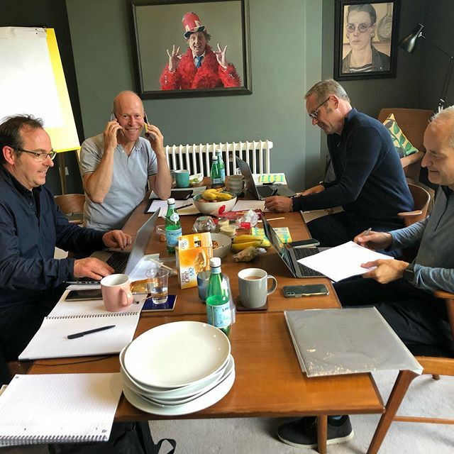 BaynesMartin's tweet photo. It was fantastic hosting Fuji for there sales meeting today. We also had a very productive meeting discussing how we can work together in the future #fujifilm #theartistryhouse #thebipp https://t.co/uQLGBLklaJ https://t.co/wwPjAwCNLf