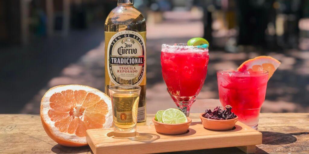Weekend is coming be sure to come in and taste our Jamaica No. 5 &amp; Paloma 1810 featuring Jose Cuervo! Available at all Familia Cortez Restaurants for a limited time only. Ends 9/30/19.
.⁠
.⁠
.⁠
.⁠
 #purosanantonio #satx #cocktails #bar #mixology #party #happyhour  #drinks