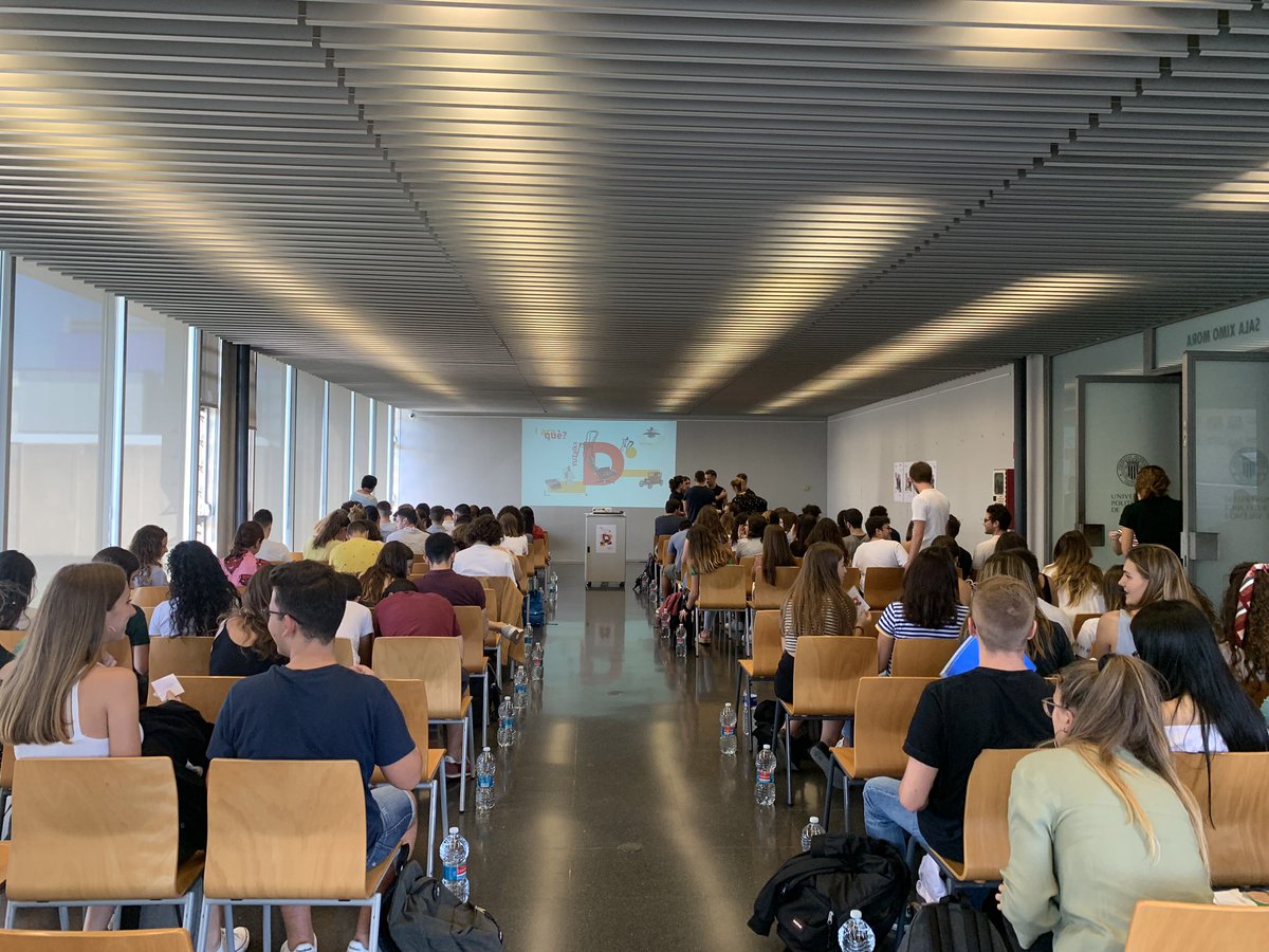 Hoy, 26 Sep. tuvo lugar en la Casa del Alumno, la jornada organizada por <a href="/YUDesignUPV/">YUDesign UPV</a> reuniendo a estudiantes y profesionales de distintas disciplinas del diseño.

Más info:
casadelalumno.blogs.upv.es/yutalks/
yudesignupv.com

#design #yutalks #YUDesignUPV #diseño #upv