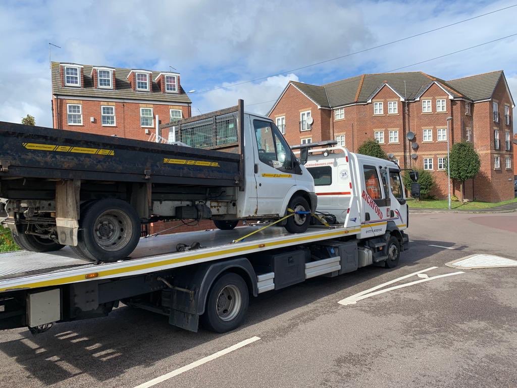 Another vehicle seized for environmental investigation following it being stopped by our colleagues from @SYPOperations colleagues during #OpDuxford. Great team work
