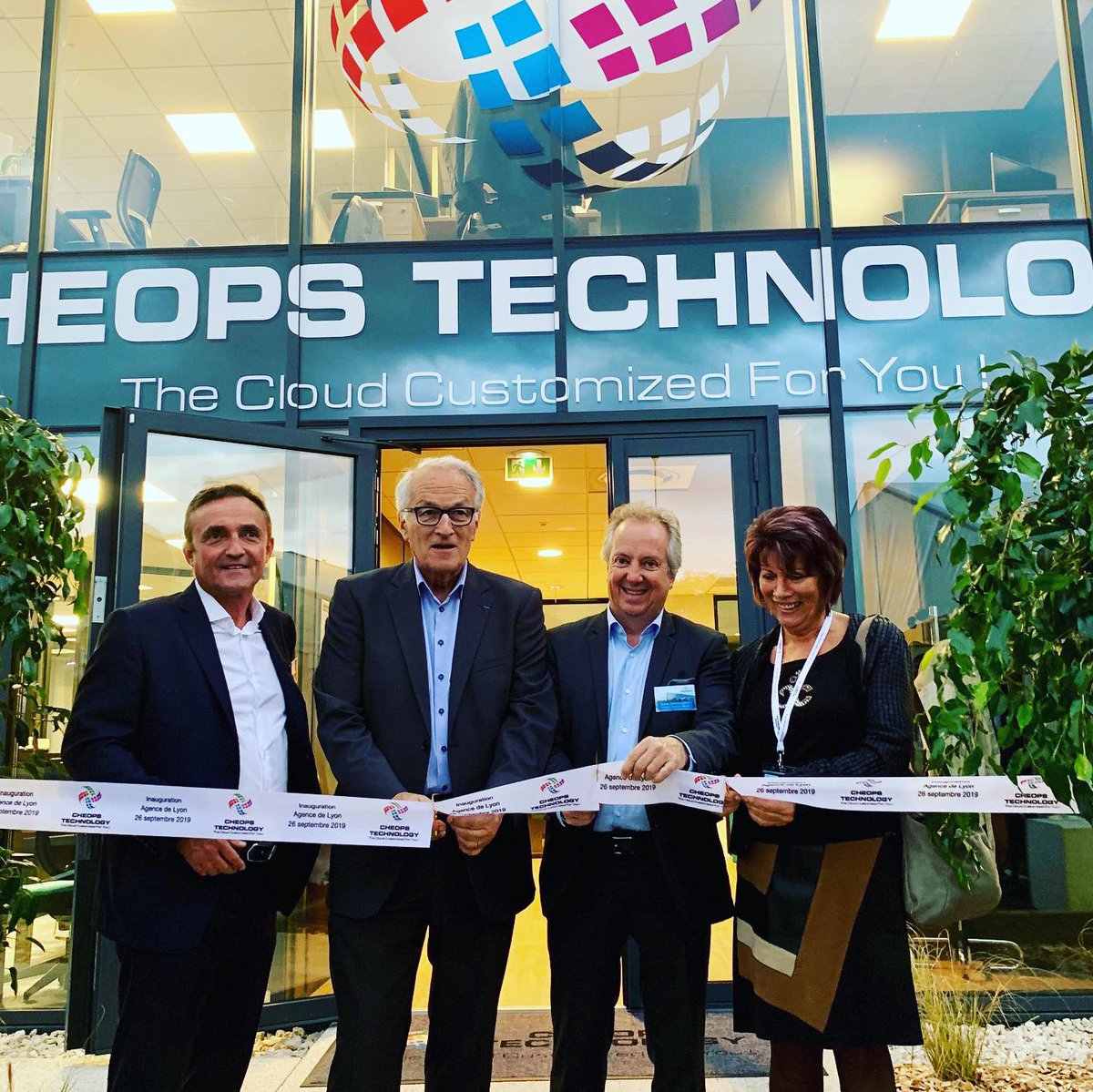 CheopsTechno's tweet image. INAUGURATION ce soir de la toute nouvelle agence CHEOPS TECHNOLOGY Lyon ! 

Découvrez en images cet instant d’exception : discours, interviews, animations, visite du nouveau bâtiment de dernière génération... 

#CheopsTechnology #Inauguration #Lyon @LEROYFLEURIOT
